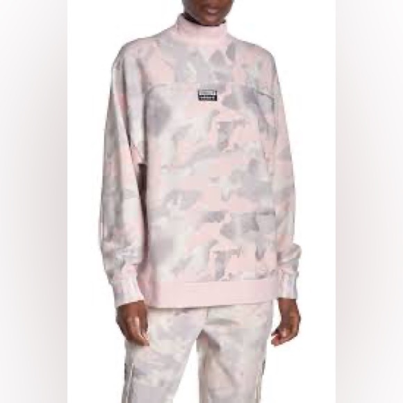 NWOT ADIDAS 😍💖 cute sweatshirt - Picture 2 of 13